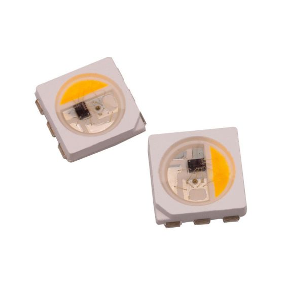 چیپ LED RGBW WS2813b دارای پکیج 5050 با 6 پین