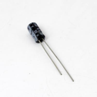 خازن الکترولیتی ایستاده 470nF ولتاژ 50V سایز 7x4mm
